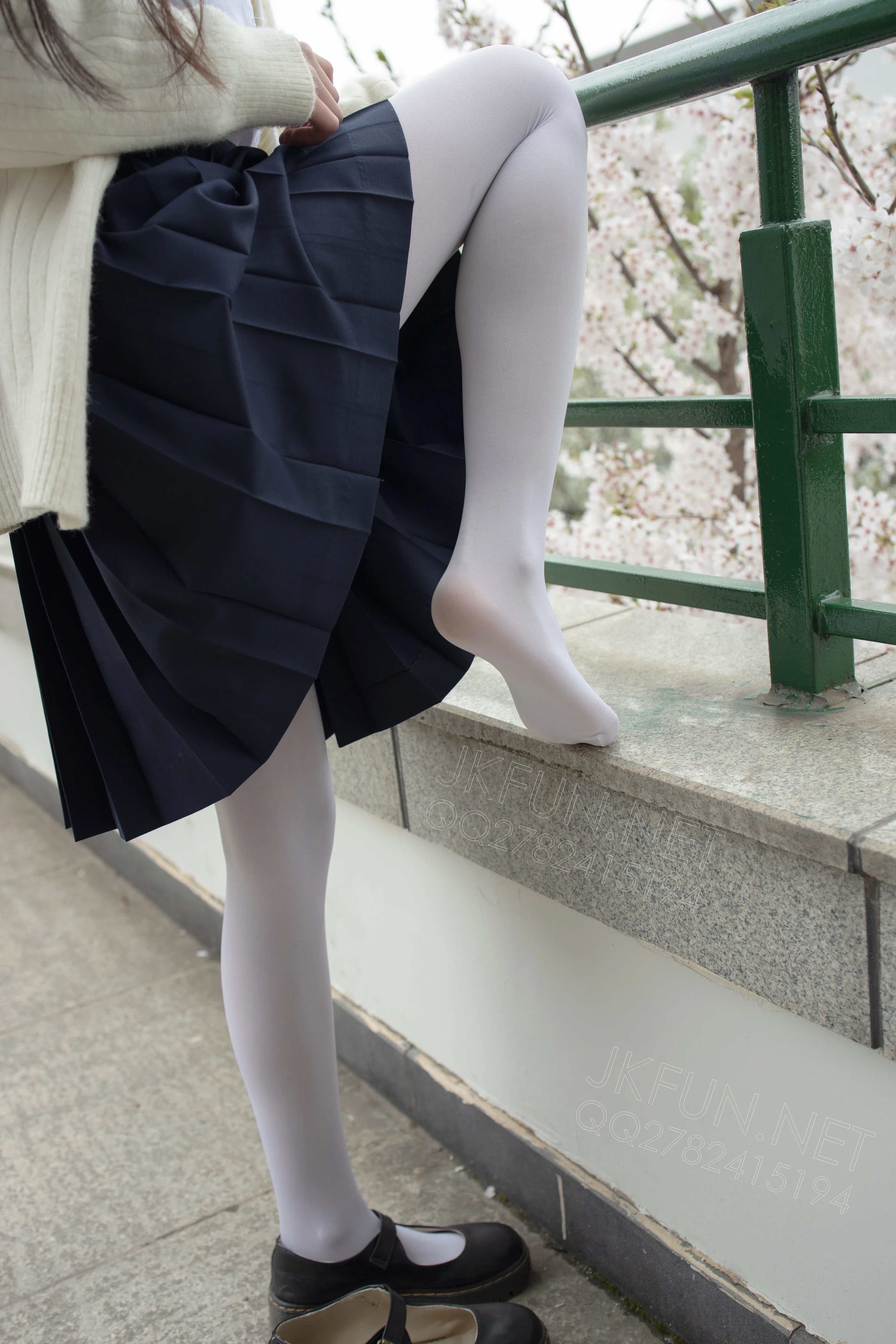 森萝财团 [JKFUN-001] 甜米 纯纯的白丝学妹 [127P 1V]插图6